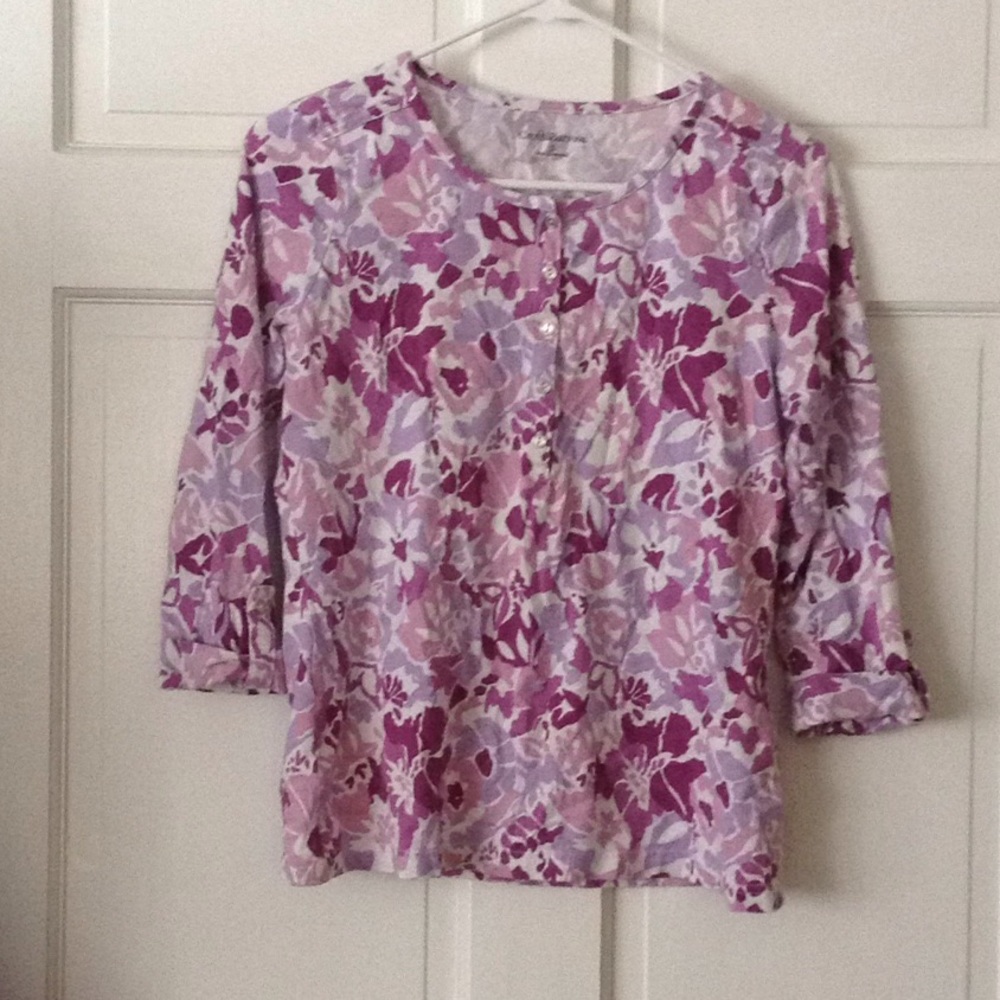 Women's Croft & Barrow 3/4 sleeve top.